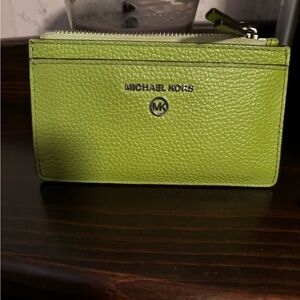 Michael Kors Jet Set Travel